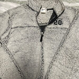 Jostens medium #20 soft fleece half zip sweater